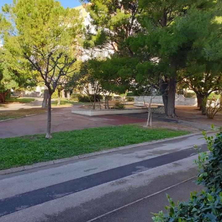 Jolie Charmant T3 Refait A Neuf A Marseille Bagian luar foto