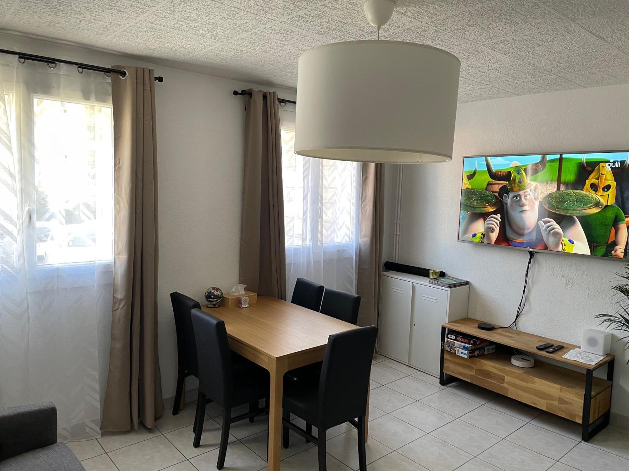 Jolie Charmant T3 Refait A Neuf A Marseille Bagian luar foto